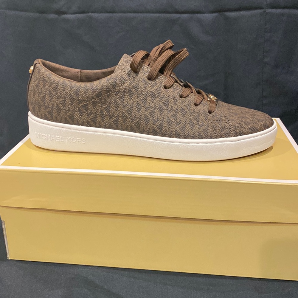 Micheal Kors brown/white sneakers brand new